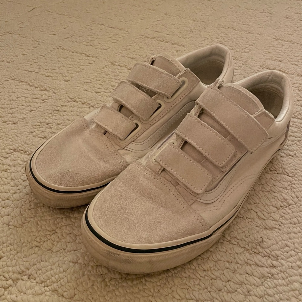 Velcro cream vans